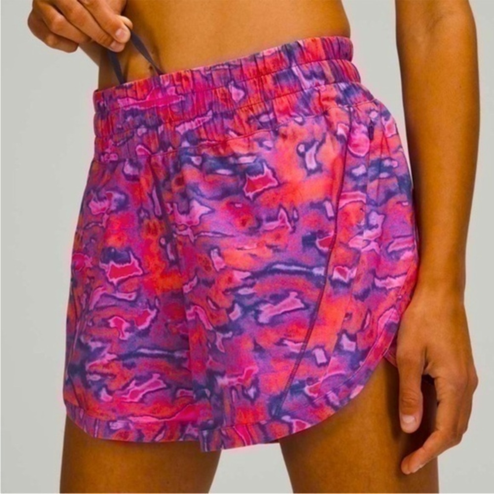 Lululemon Track That Mid-Rise Lined Short 
Chroma Clash Multi Size 0 EUC